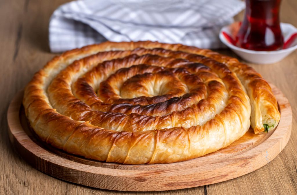 Burek - byrek - cibo tipico albania - Atypical Vibes