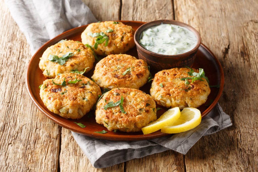 Kolokithokeftedes - polpette di zucchine greche - Atypical Vibes