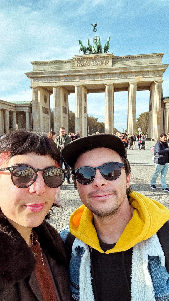 Atypical Vibes - Brandenburger Tor - berlino - Viaggi in europa